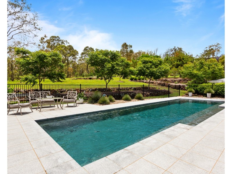 23 Roderick Drive, Cotswold Hills QLD 4350