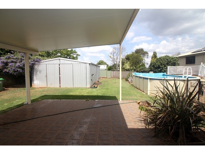 64 Tara Street, Wilsonton QLD 4350