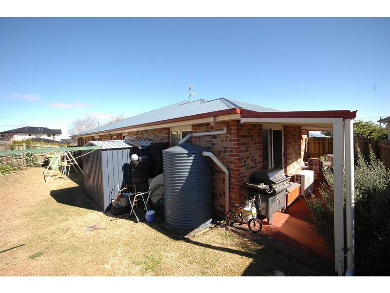 4/22A Spencer Street, Harristown QLD 4350