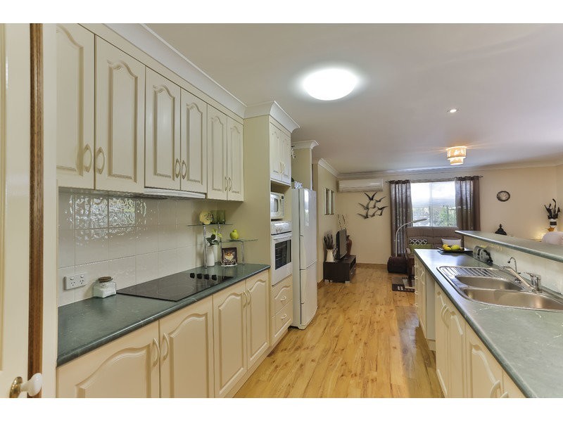 429 Hume Street, Kearneys Spring QLD 4350