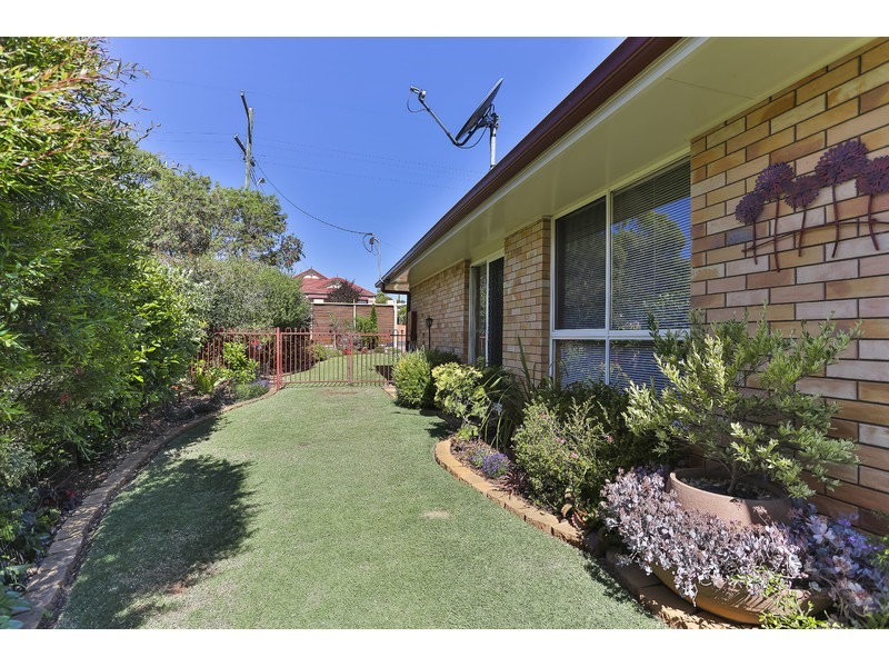 429 Hume Street, Kearneys Spring QLD 4350