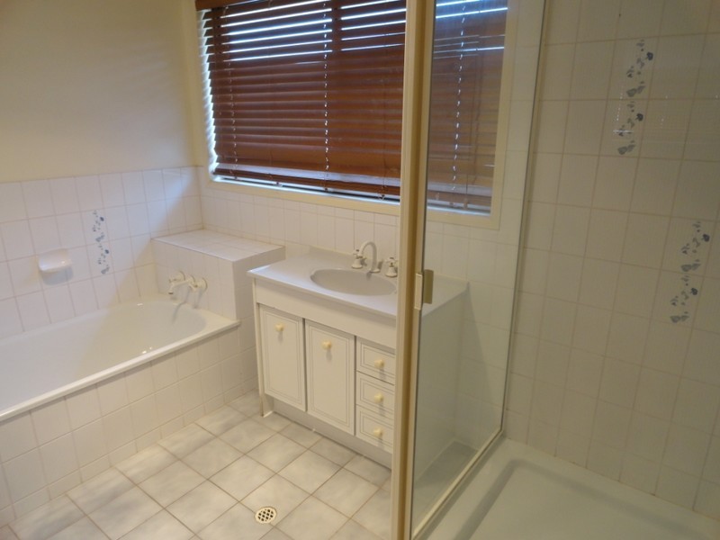 18/25 Gladstone Street, Newtown QLD 4350