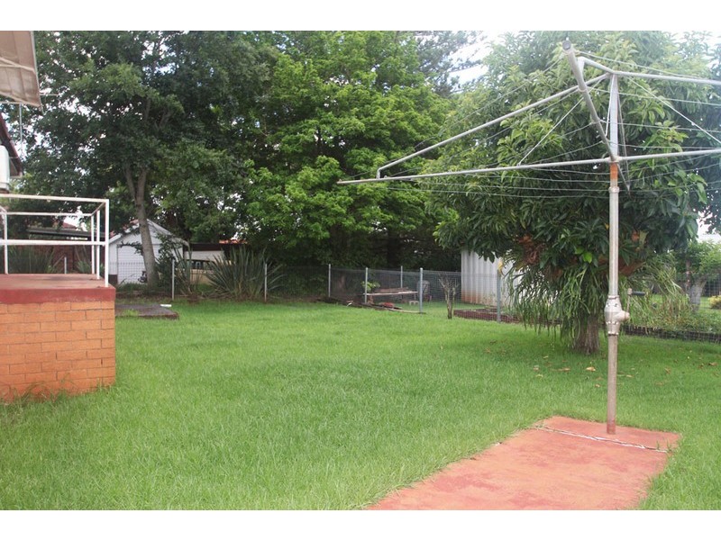 240 West Street, South Toowoomba QLD 4350
