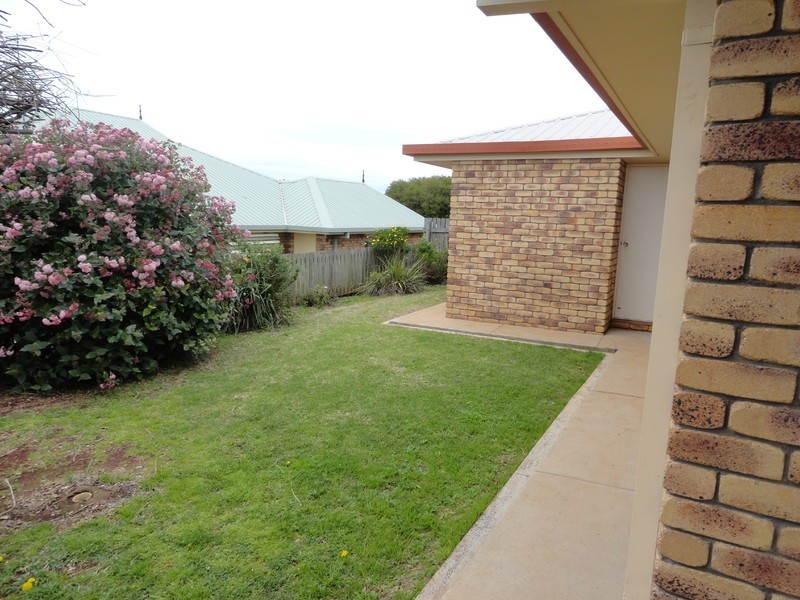 9 Araluen Court, Kearneys Spring QLD 4350