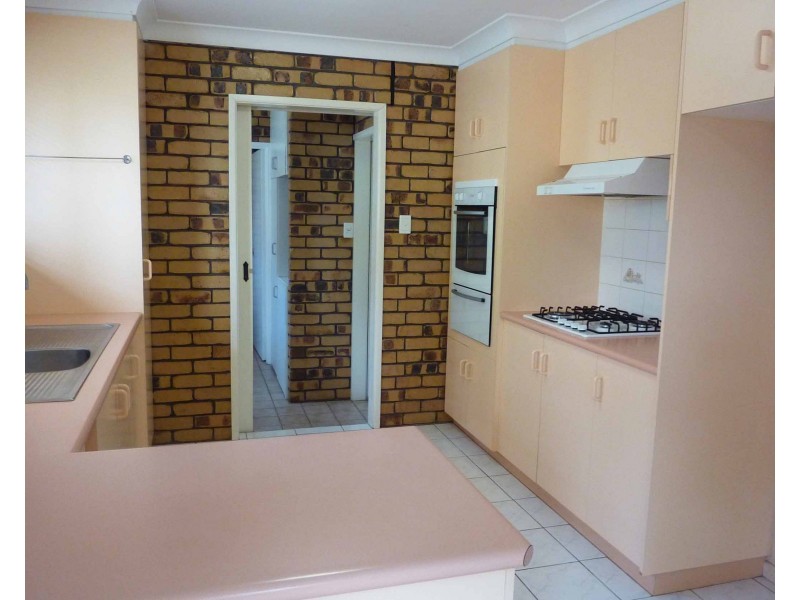 1 & 2/11 Beer Court, Kearneys Spring QLD 4350