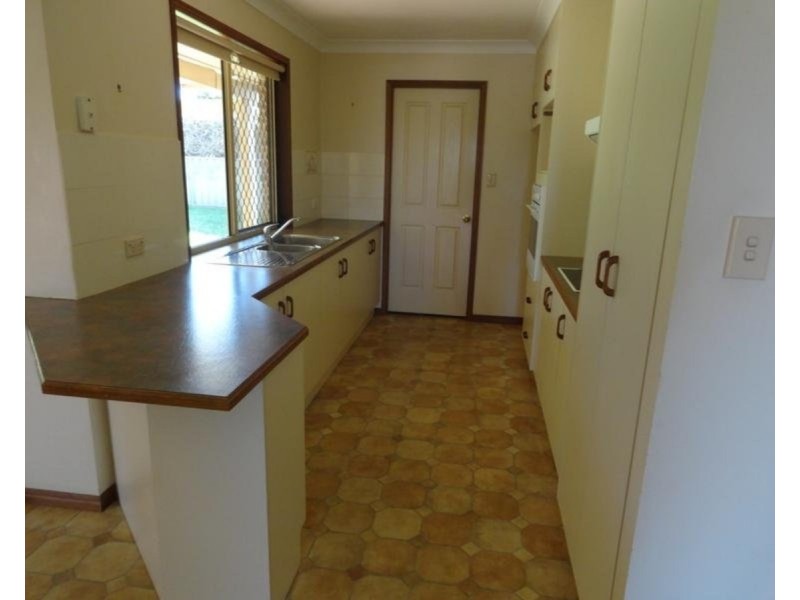 2 Findley Court, Darling Heights QLD 4350