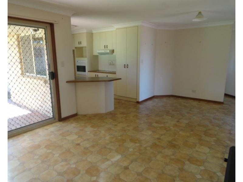 2 Findley Court, Darling Heights QLD 4350