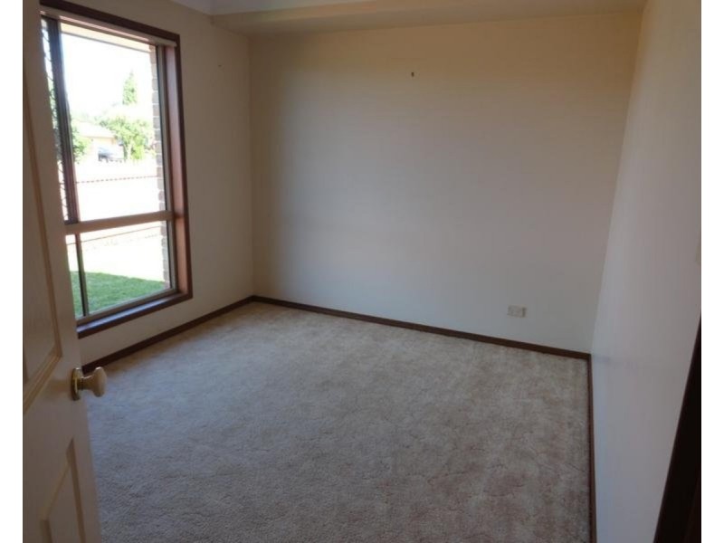 2 Findley Court, Darling Heights QLD 4350