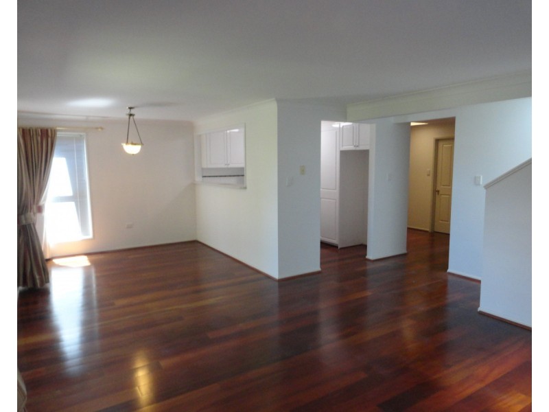 1/1 Stockton Court, Centenary Heights QLD 4350