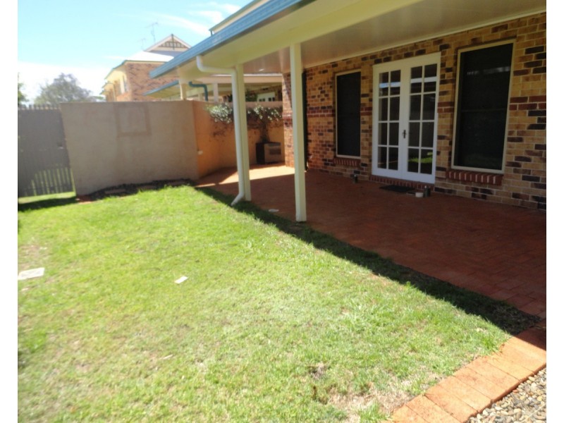 1/1 Stockton Court, Centenary Heights QLD 4350