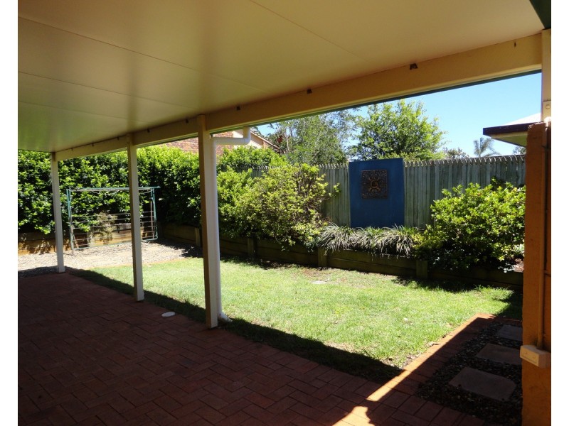 1/1 Stockton Court, Centenary Heights QLD 4350