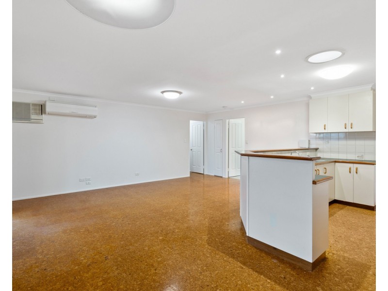 11 Bouganvillea Drive, Middle Ridge QLD 4350