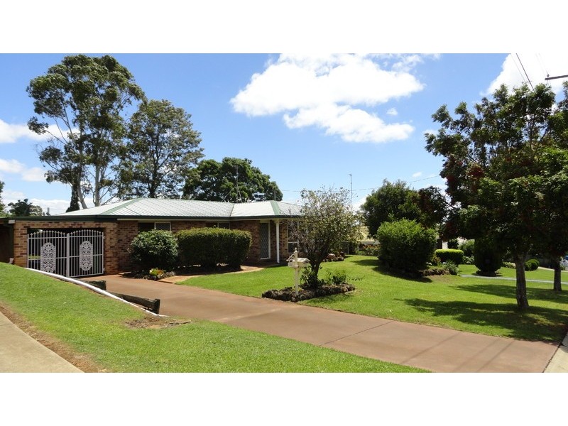 52 Kingsford  Smith Drive, Wilsonton QLD 4350