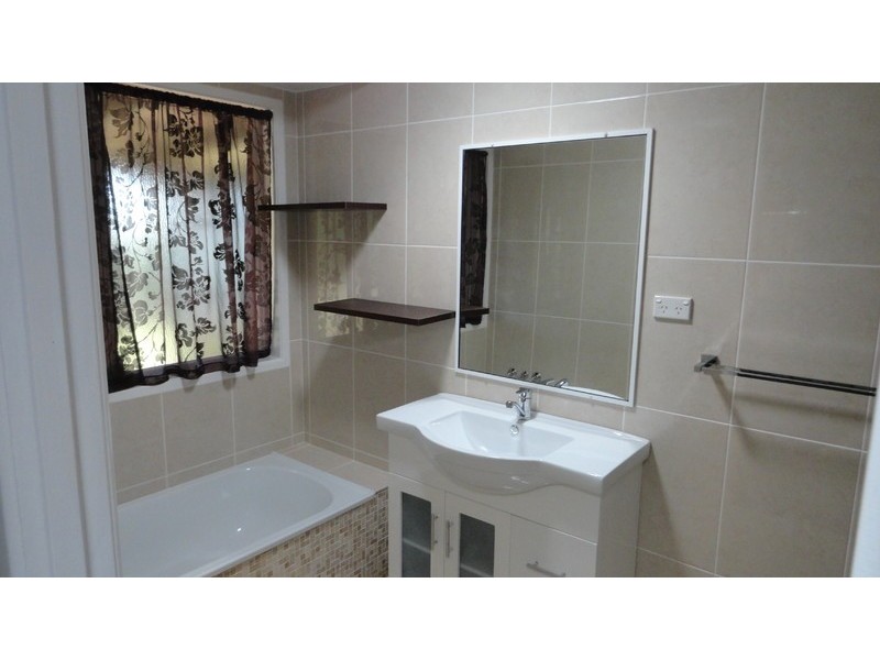 52 Kingsford  Smith Drive, Wilsonton QLD 4350