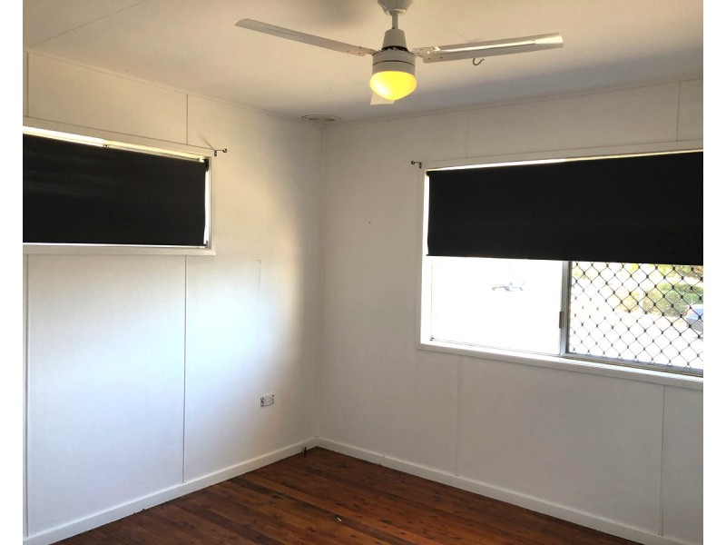 290 North Street, Rockville QLD 4350