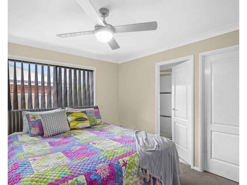 3a Burton Street, Harristown QLD 4350