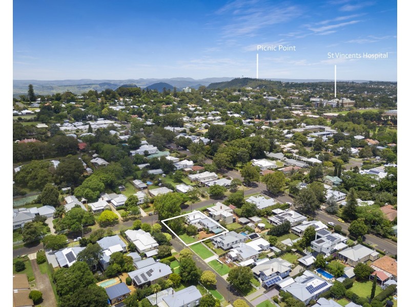 13 Godfrey Street, East Toowoomba QLD 4350