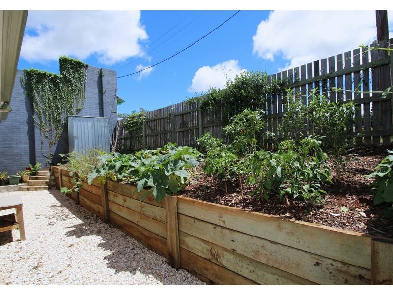 12 McCowage Street, Harlaxton QLD 4350