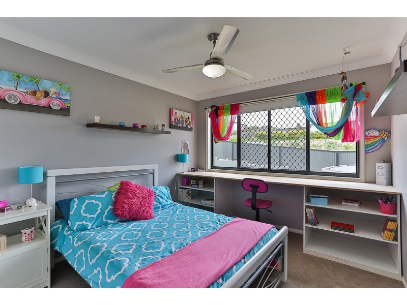 16 Ace Drive, Glenvale QLD 4350