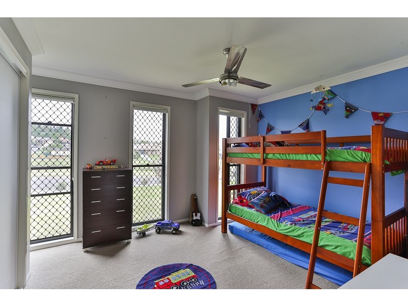 16 Ace Drive, Glenvale QLD 4350