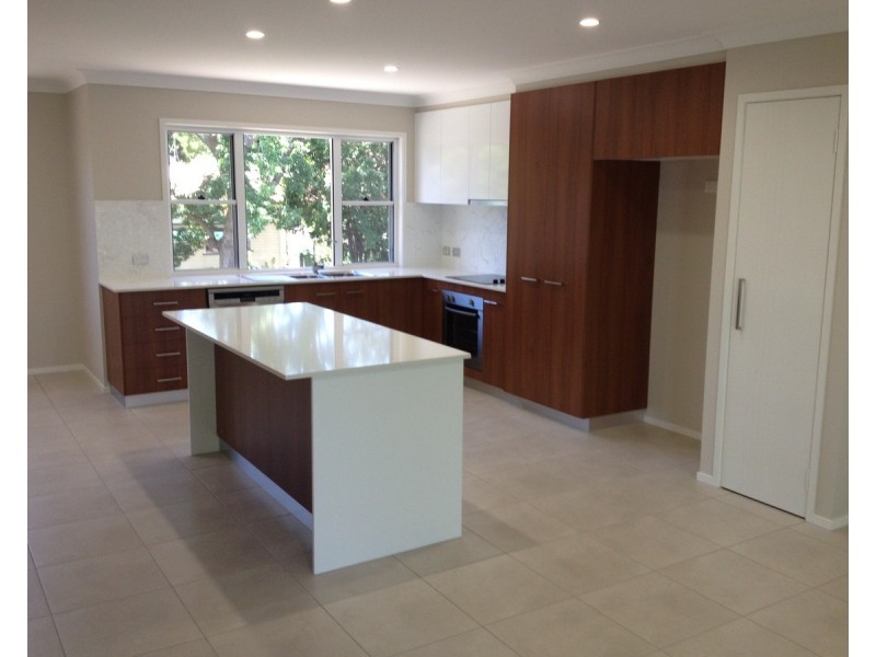 2/2A Creek Street, East Toowoomba QLD 4350