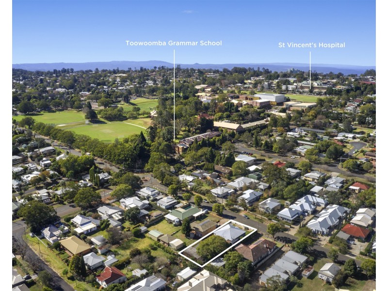 155 Mary Street, East Toowoomba QLD 4350