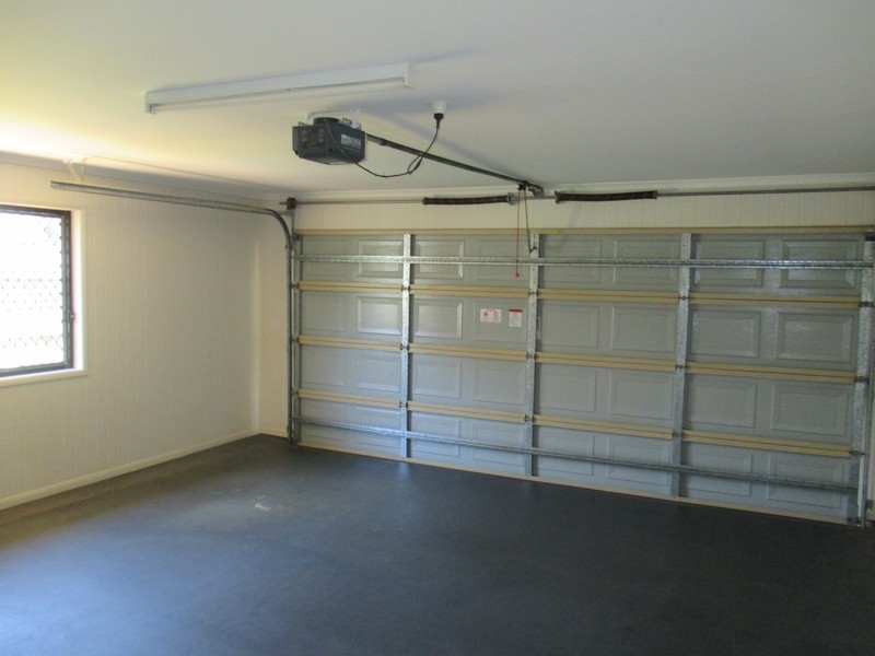 18 Hinchcliffe Drive, Kearneys Spring QLD 4350