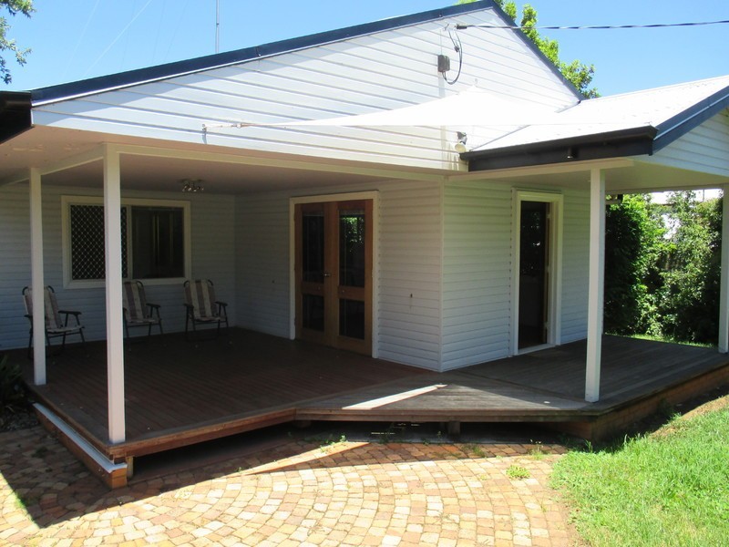 2a Stirling Street, East Toowoomba QLD 4350