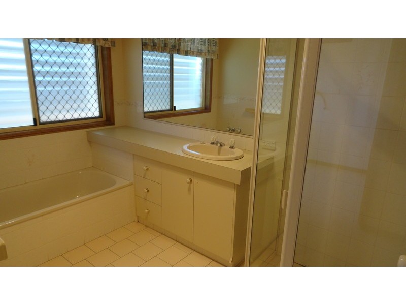 3 Wirraway Drive, Wilsonton QLD 4350