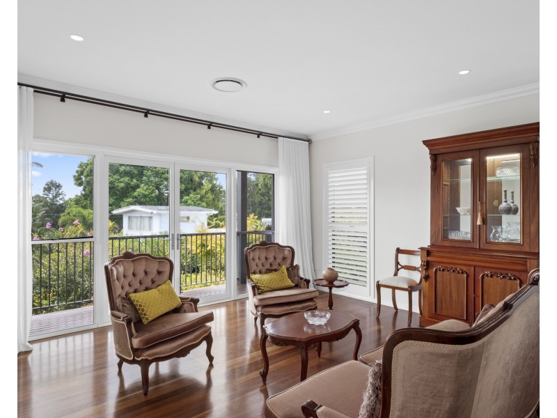 5 Boondi Street, Mount Lofty QLD 4350
