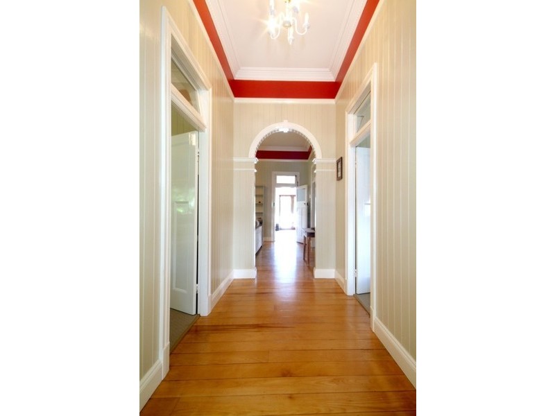 8 Somme Street, North Toowoomba QLD 4350