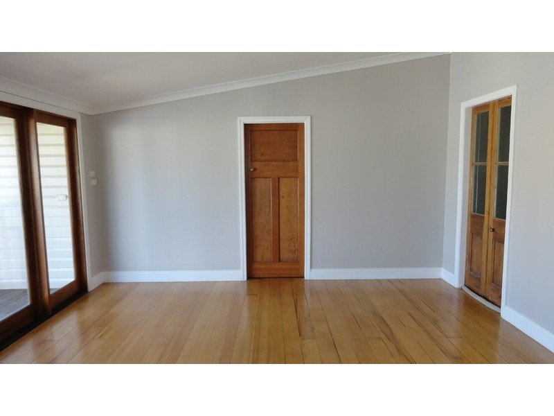 8 Somme Street, North Toowoomba QLD 4350