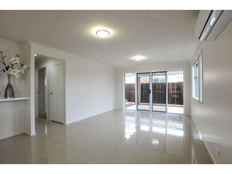 3/5 Gatfield Street`, Newtown QLD 4350