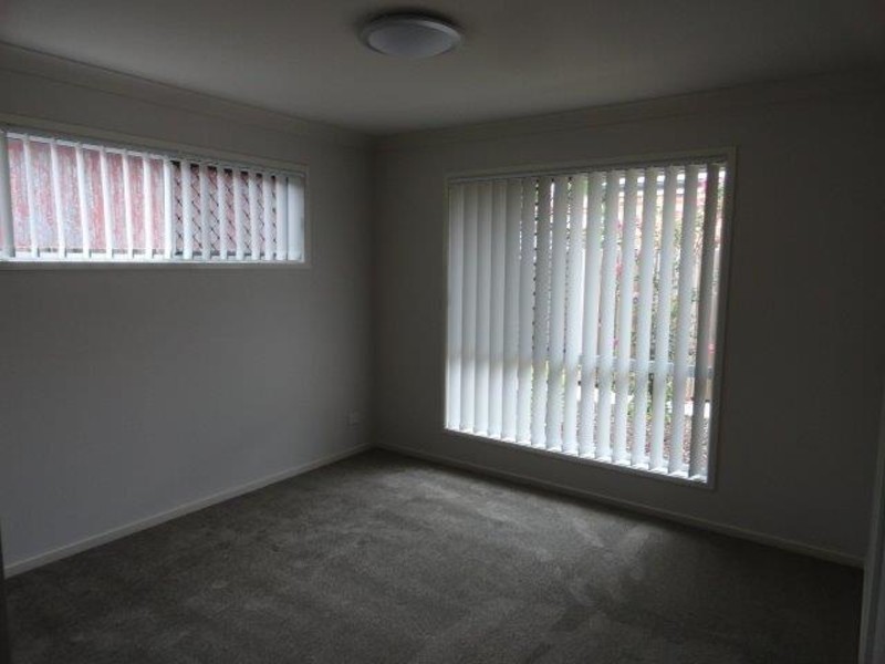 3/5 Gatfield Street`, Newtown QLD 4350