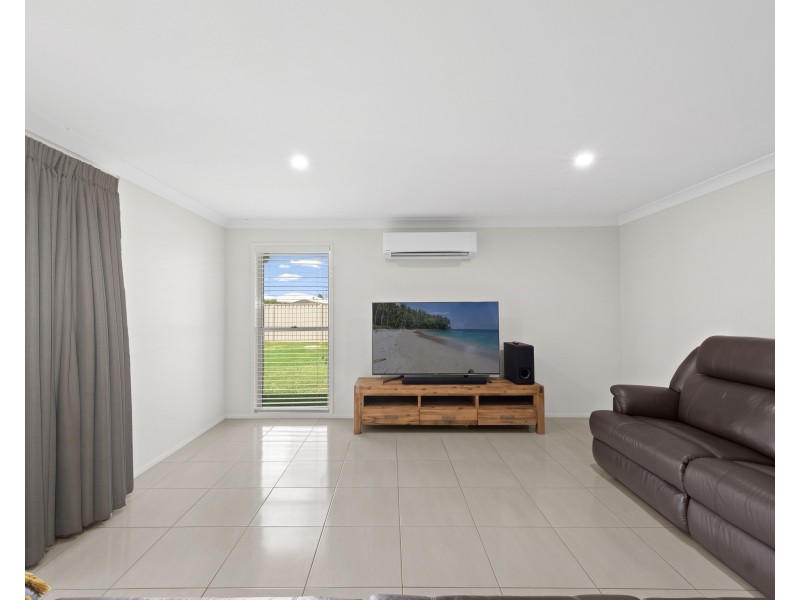 22 Ridge Drive, Cambooya QLD 4358