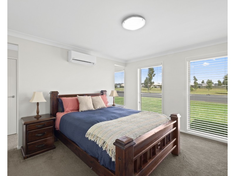 22 Ridge Drive, Cambooya QLD 4358