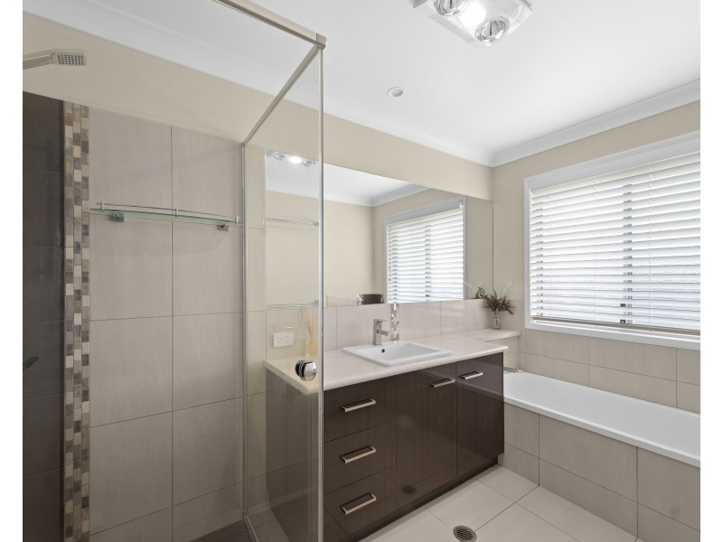 22 Ridge Drive, Cambooya QLD 4358