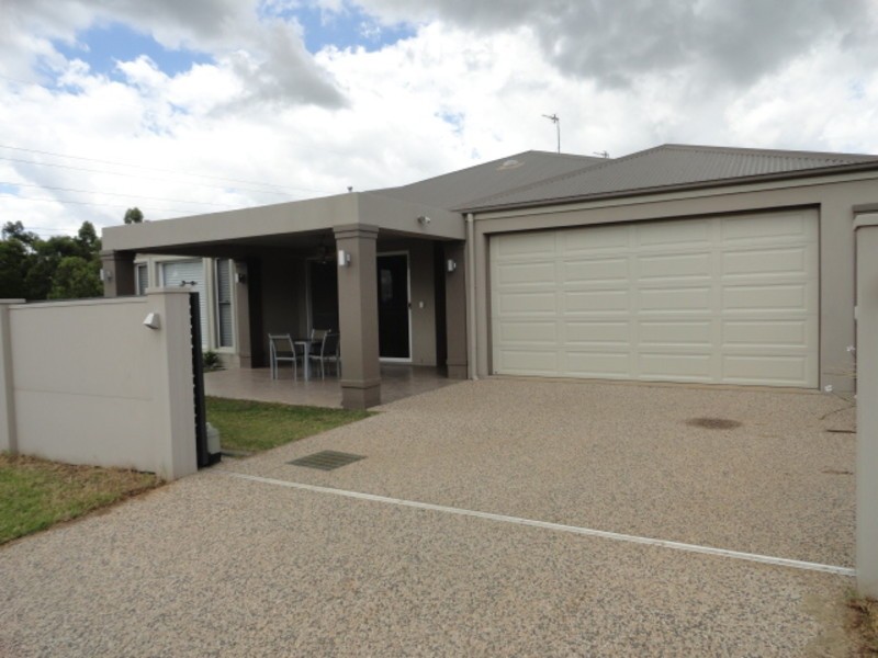 Unit 1/21 KEARNEY STREET, Kearneys Spring QLD 4350