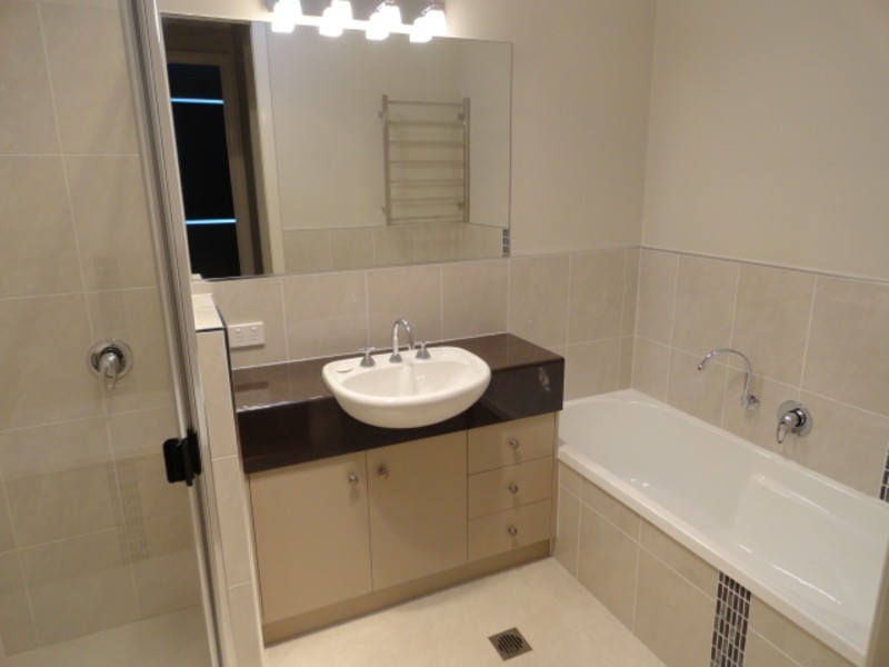 Unit 1/21 KEARNEY STREET, Kearneys Spring QLD 4350