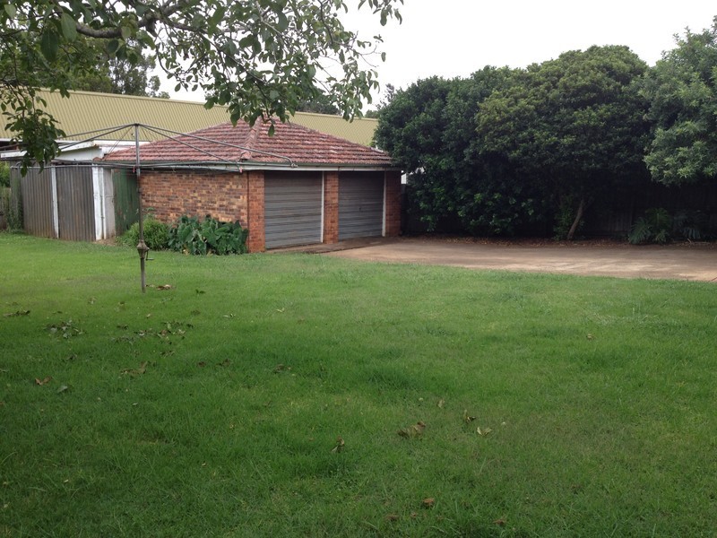 79 Curzon Street, East Toowoomba QLD 4350