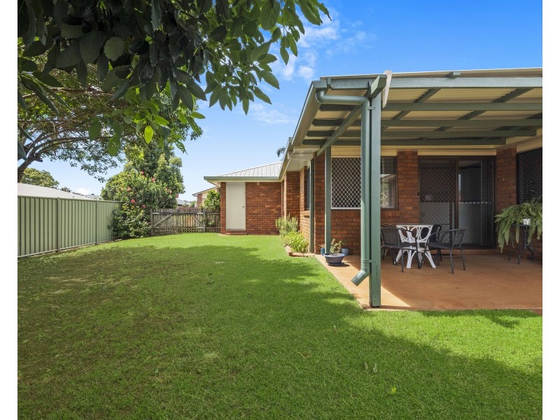 11 Lorraine Crescent, Centenary Heights QLD 4350