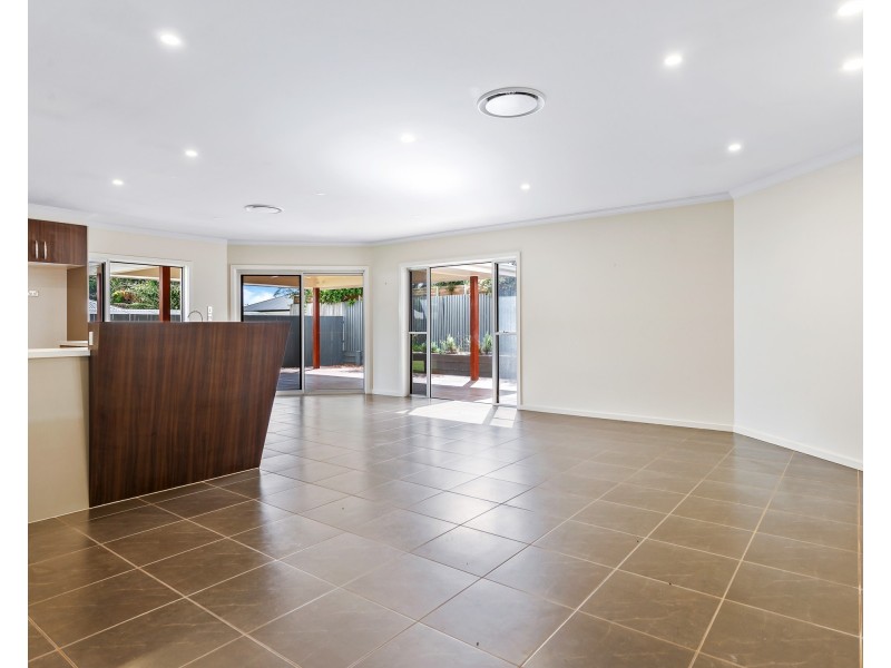 6 Kestrel Court, Rangeville QLD 4350