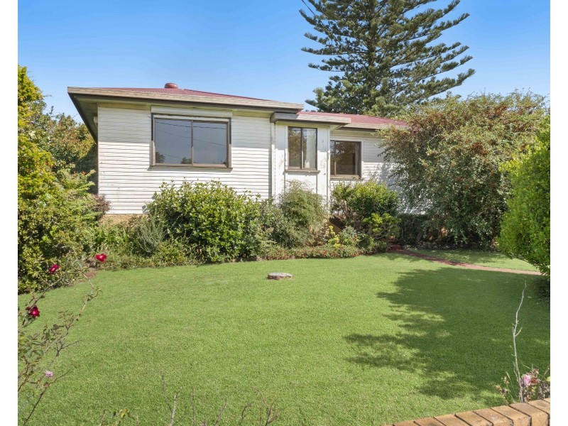 359a West Street, Harristown QLD 4350