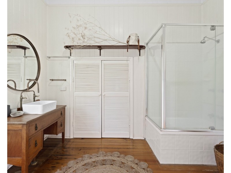 157 Bridge Street, North Toowoomba QLD 4350