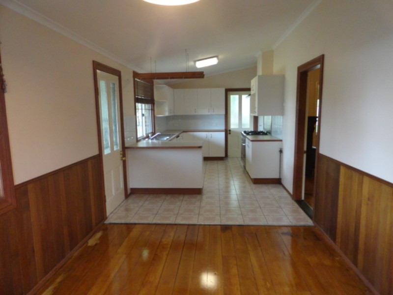 11 Grey Street, South Toowoomba QLD 4350