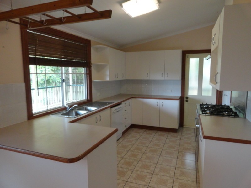 11 Grey Street, South Toowoomba QLD 4350