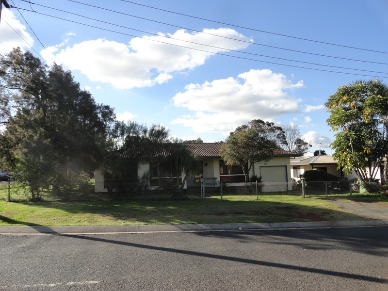 17 Gatfield Street, Toowoomba QLD 4350