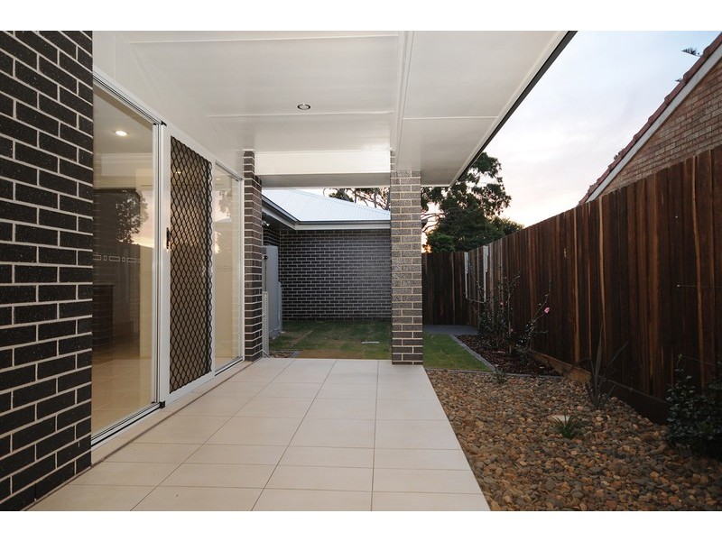 Unit 1/310A Hume Street, Centenary Heights QLD 4350