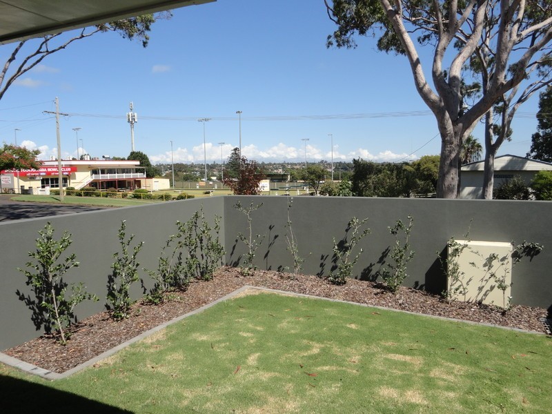 Unit 1/310A Hume Street, Centenary Heights QLD 4350