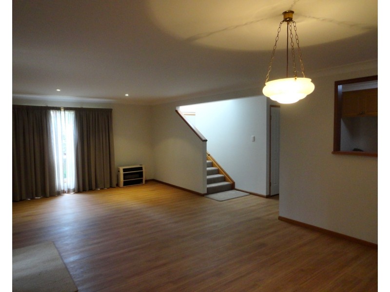 6/1 Stockton Court, Centenary Heights QLD 4350